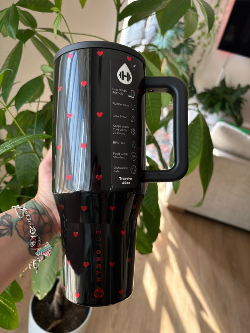 Queen of hearts Hydrojug